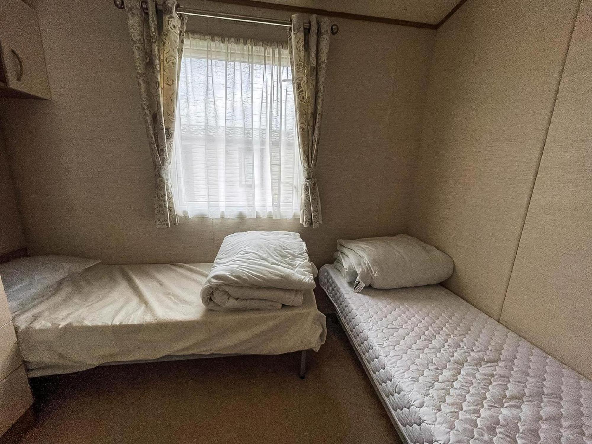 Lovely 6 Berth Caravan With Decking And Wifi In Kent, Ref 47017C Hotel Whitstable Exterior foto